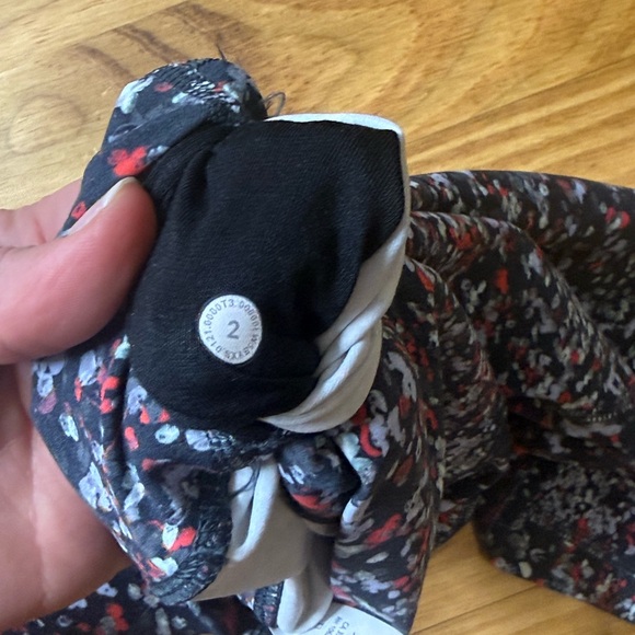 Lululemon Athletica Women’s Align High-Rise Pants in the Water Blossom Size 2 - Picture 8 of 8